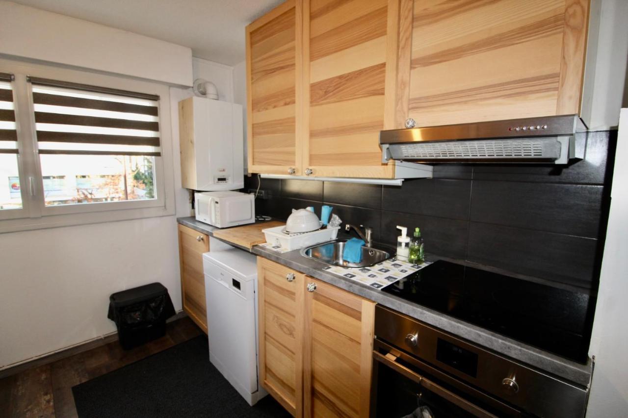 Logement Renove Avec Mobilier 2023 Apartment Avignon Exterior photo